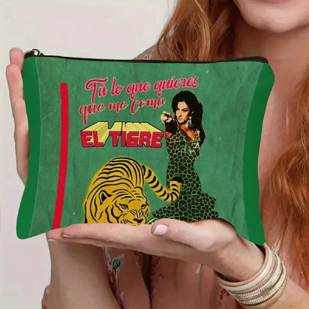 1 Buah Tas Makeup Lola Flores  - Coffee Tea Or Me ulasan dan harga